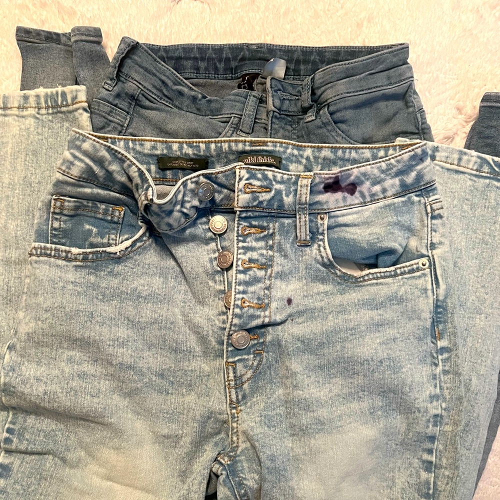 Women jeans. Size 4. 1 is distressed and reg fit, other are jeggings.